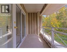 405 3625 Windcrest Drive, North Vancouver, BC V7G2S6 Photo 10