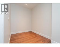 204 580 Raven Woods Drive, North Vancouver, BC V7G2T2 Photo 13