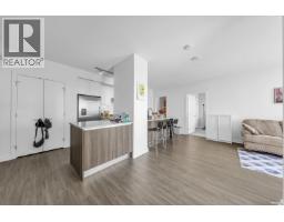 2101 4900 Lennox Lane, Burnaby, BC V5H0G9 Photo 12