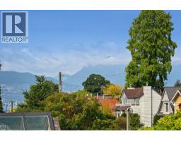 1885 Macdonald Street, Vancouver, BC V6K3X7 Photo 36