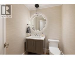 977 Melbourne Avenue, North Vancouver, BC V7R1P1 Photo 18