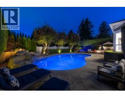 977 Melbourne Avenue, North Vancouver, BC V7R1P1 Photo 39