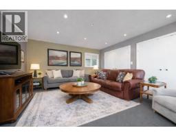 2864 Bushnell Place, North Vancouver, BC V7J2Y8 Photo 16