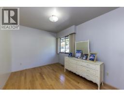 557 Tempe Crescent, North Vancouver, BC V7N1E7 Photo 28