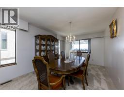 557 Tempe Crescent, North Vancouver, BC V7N1E7 Photo 7
