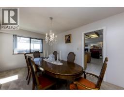 557 Tempe Crescent, North Vancouver, BC V7N1E7 Photo 8