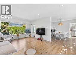 915 Wentworth Avenue, North Vancouver, BC V7R1R8 Photo 12