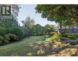 915 Wentworth Avenue, North Vancouver, BC V7R1R8 Photo 18