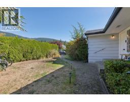 915 Wentworth Avenue, North Vancouver, BC V7R1R8 Photo 35