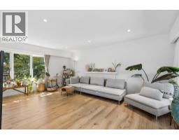 915 Wentworth Avenue, North Vancouver, BC V7R1R8 Photo 7