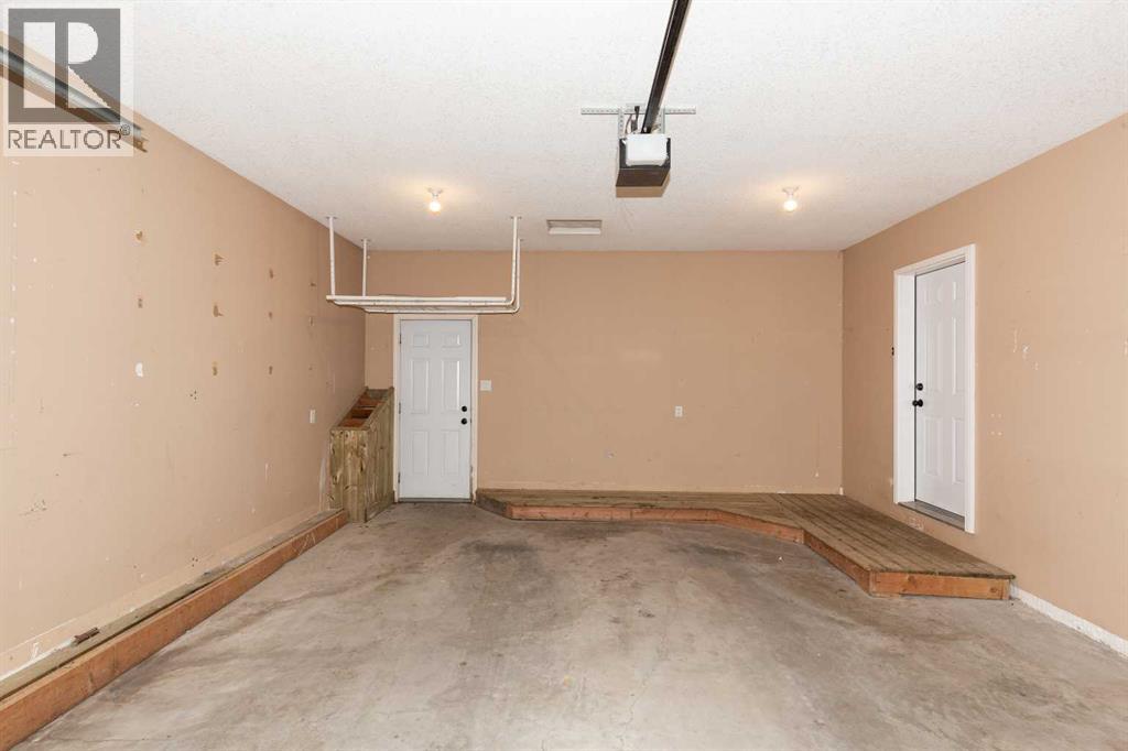 714 Northridge Avenue - Image 32