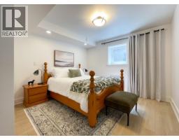 Basement Suite 7986 Rosewood Street, Burnaby, BC V5E2H3 Photo 12
