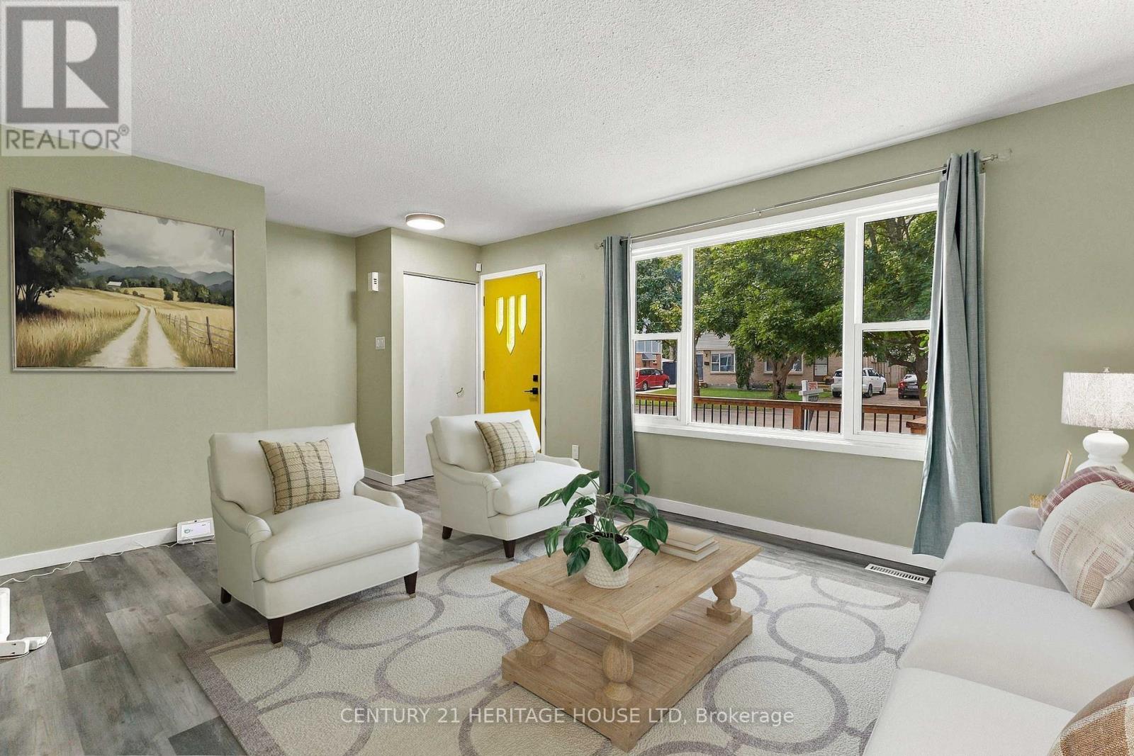 44 SASHA CRESCENT - 2