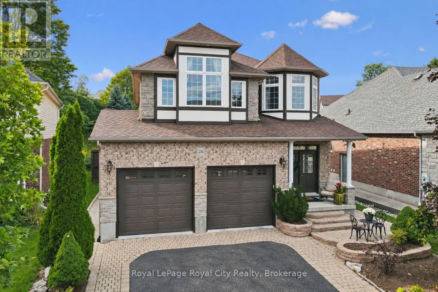 26 FRASSON DRIVE, Guelph (Grange Road)