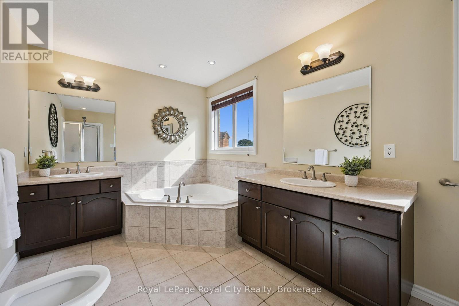 26 FRASSON DRIVE - Image 25