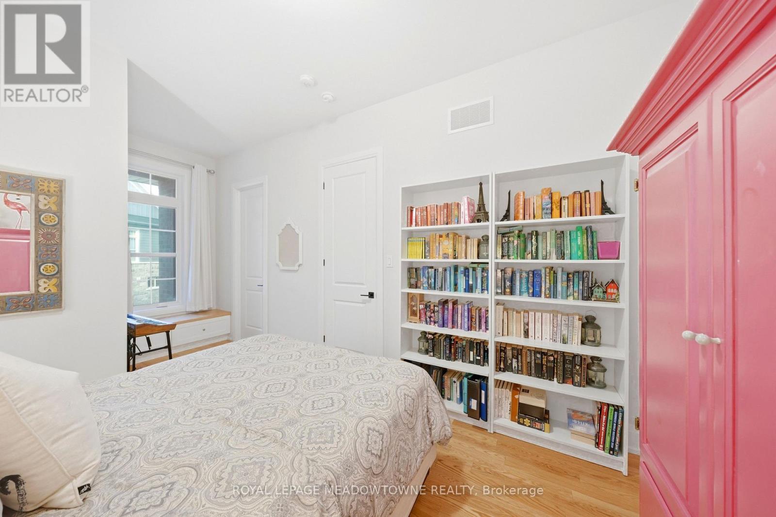 8 J B ROBSON COURT - Image 27