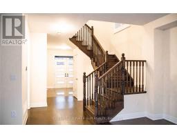13 Divers Road, Brampton, ON L7A5C8 Photo 9