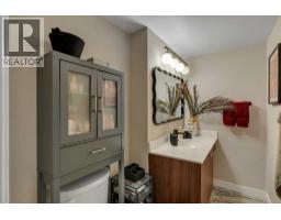 431 Brae Glen Crescent Sw, Calgary, AB T2W1B6 Photo 25