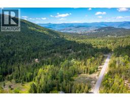 8276 Lincoln Road, Vernon, BC V1B3M8 Photo 14