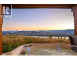 2pc Bathroom - 7212 Mountridge Place, Vernon, BC V1B3S8 Photo 10