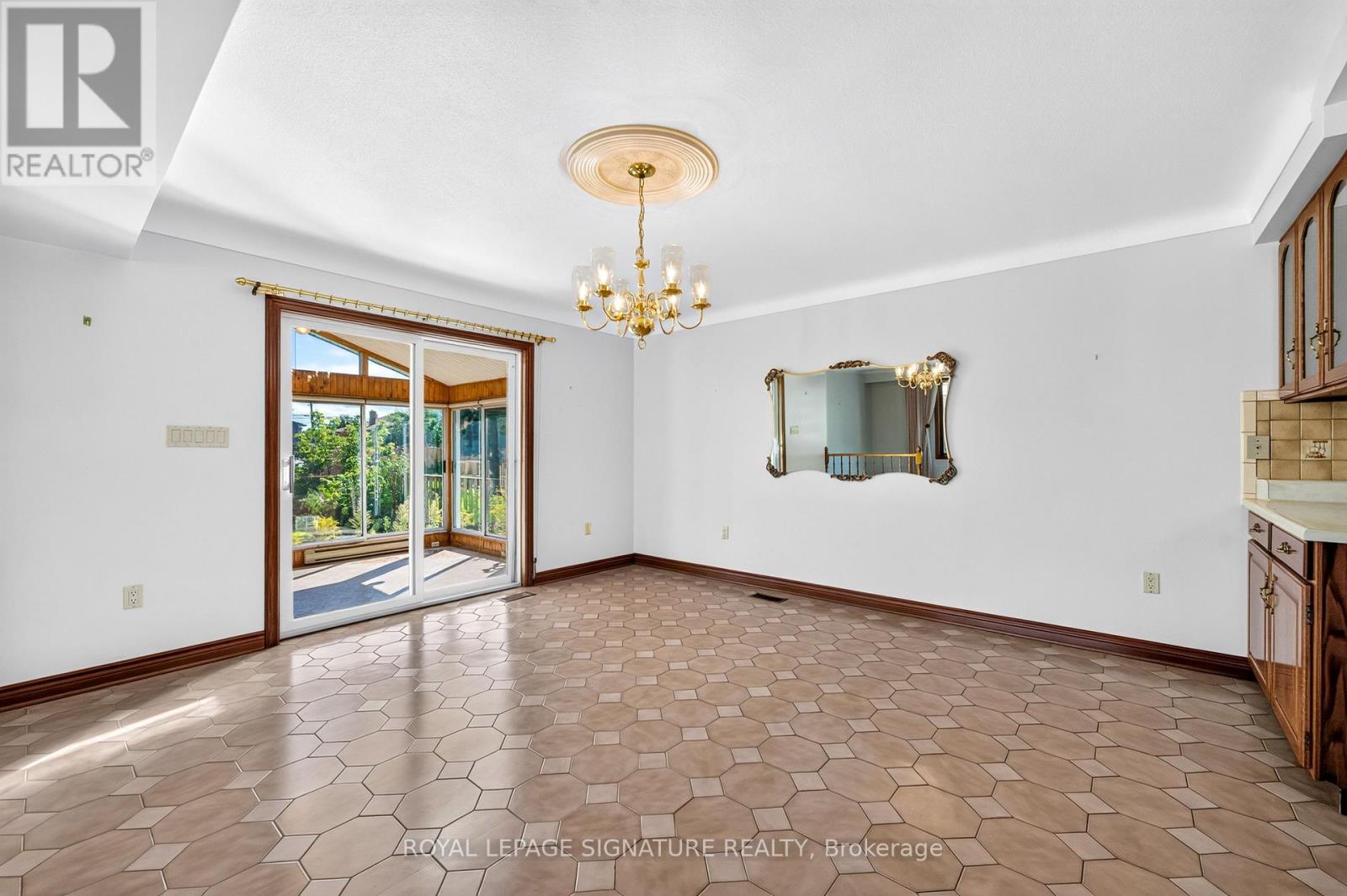 6056 SAINT ANTHONY CRESCENT - 8