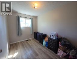 240 Spieker Avenue, Tumbler Ridge, BC V0C2W0 Photo 23