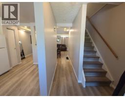 Kitchen - 240 Spieker Avenue, Tumbler Ridge, BC V0C2W0 Photo 11