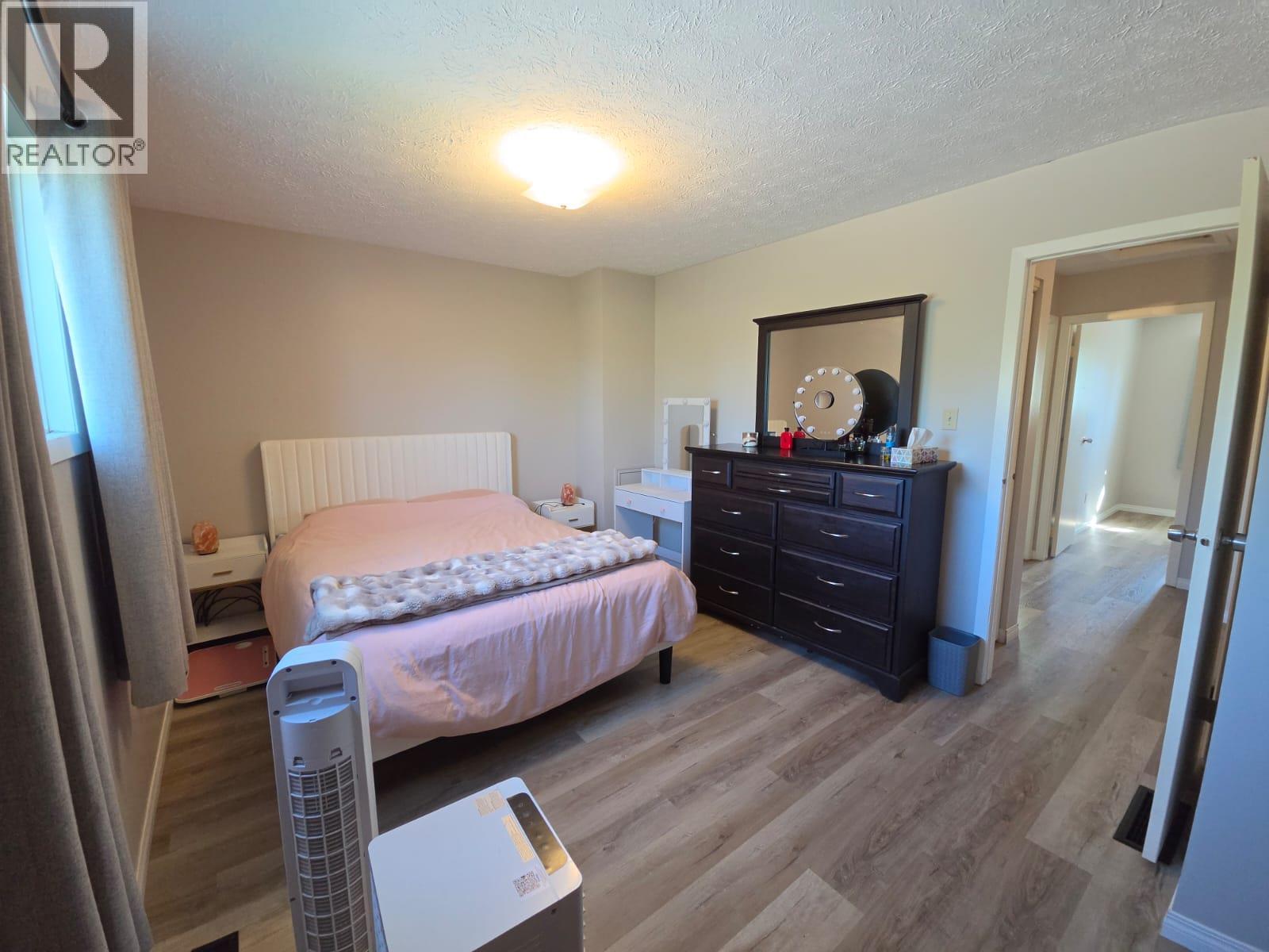 240 Spieker Avenue - 13