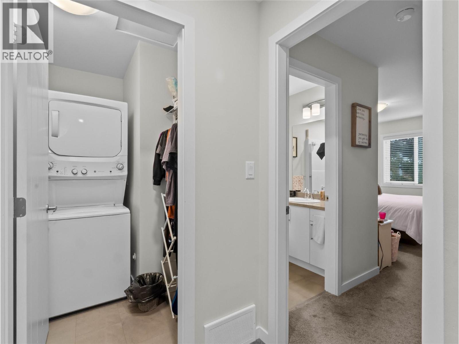 16 2081 11 Avenue Northeast, Salmon Arm