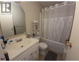 240 Spieker Avenue, Tumbler Ridge, BC V0C2W0 Photo 26