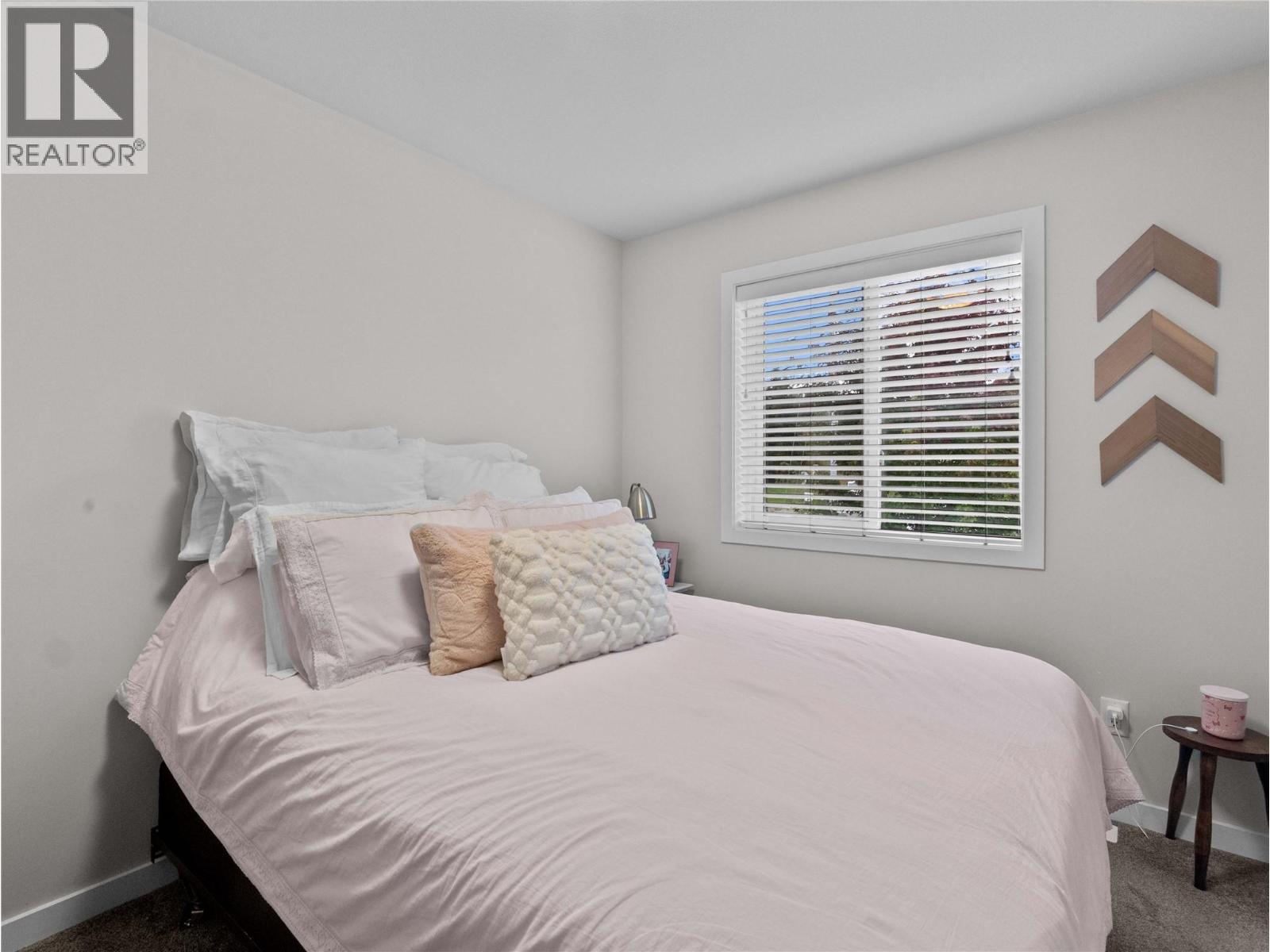 16 2081 11 Avenue Northeast, Salmon Arm