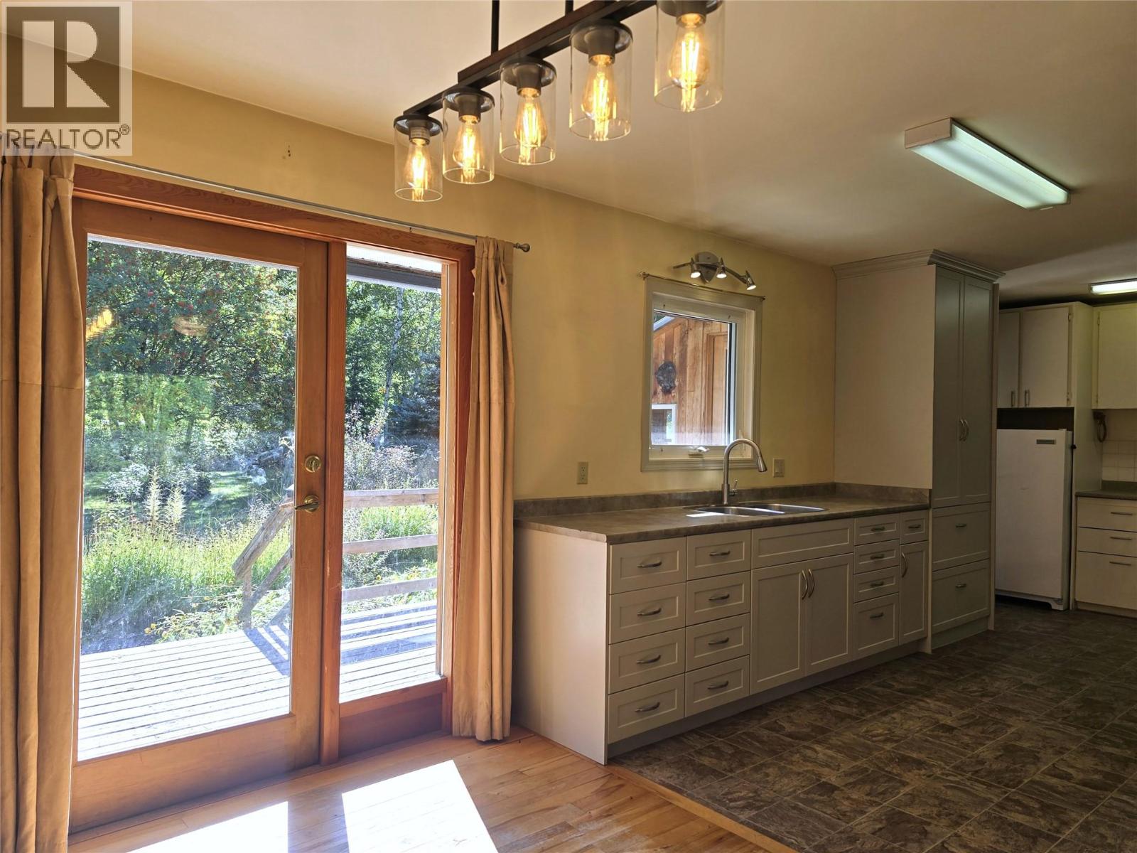 432 Webber Road - 4