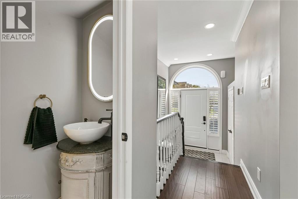 73 WINDHAVEN Place, Oakville — photo 9