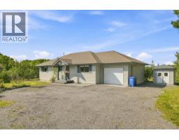 4904 Telqua Drive, 108 Mile Ranch, BC V0K2Z0 Photo 34