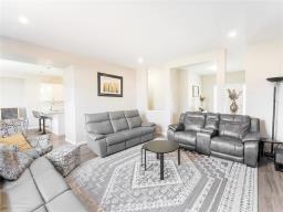 71 Tyson Trail, Winnipeg, MB R3W1C2 Photo 12