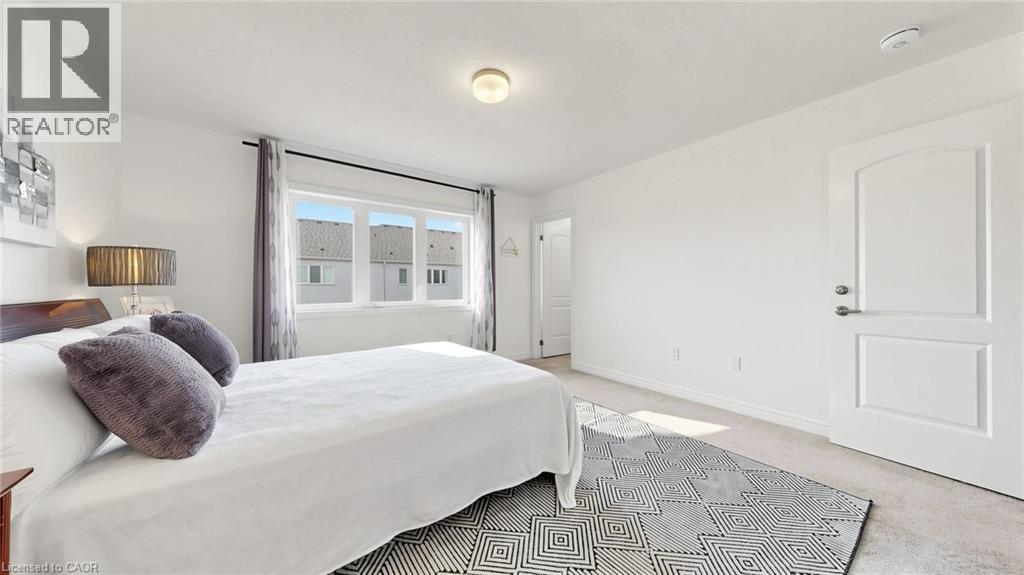 12 EDMINSTON Drive - 16