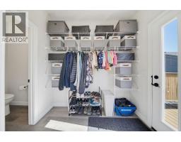 9 Amblefield Passage Nw, Calgary, AB T3P2C2 Photo 18