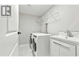 70 Creekside Avenue Sw, Calgary, AB T2X4A9 Photo 32
