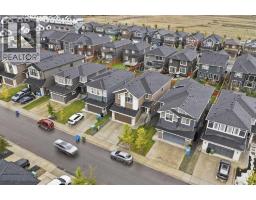 70 Creekside Avenue Sw, Calgary, AB T2X4A9 Photo 41