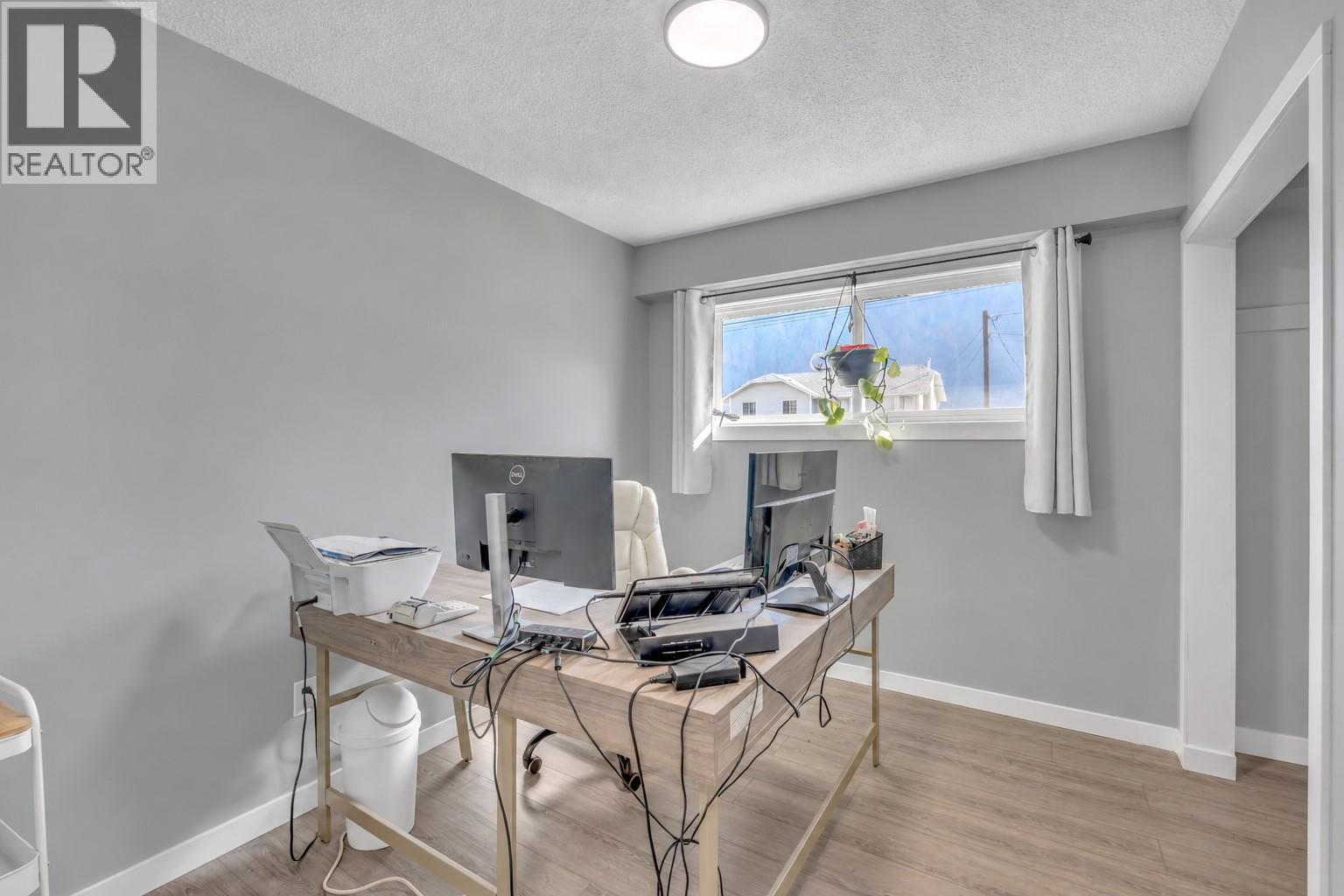 826 3rd Avenue - 18