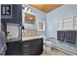 8008 Victoria Road, Summerland, BC V0H1Z2 Photo 13
