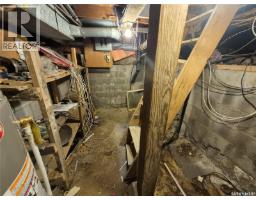 239 9th Street, Weyburn, SK S4H1E9 Photo 40