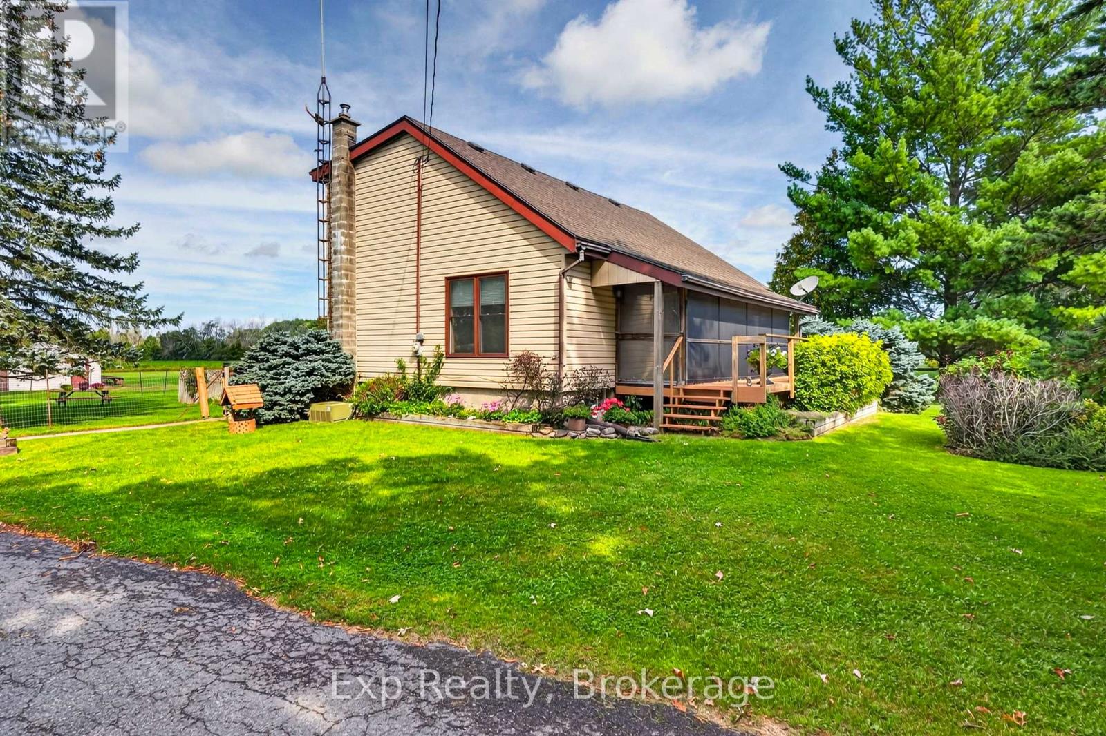 257 ELMBROOK ROAD, Prince Edward County (Sophiasburg Ward)