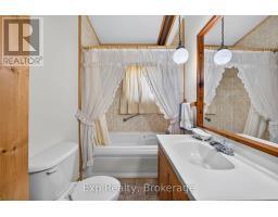 257 Elmbrook Road, Prince Edward County, ON K0K2T0 Photo 23
