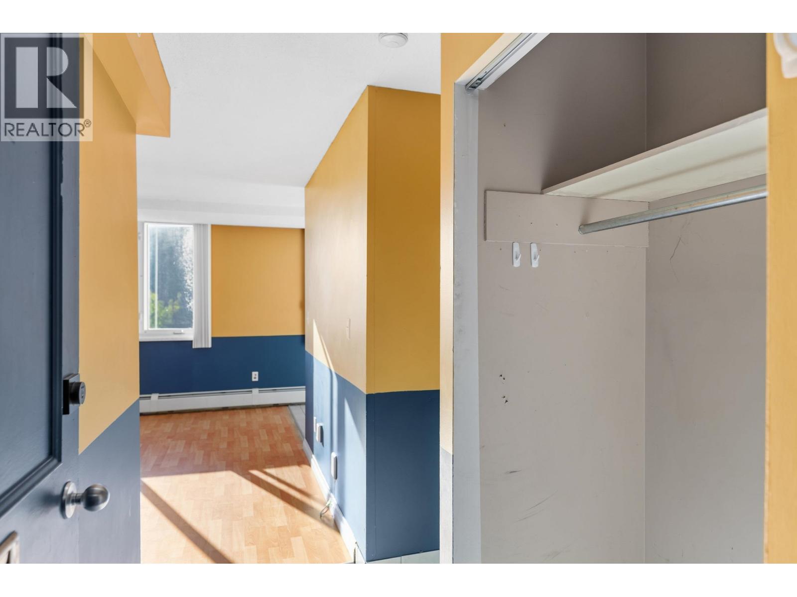 #704 1501 QUEENSWAY - Image 3