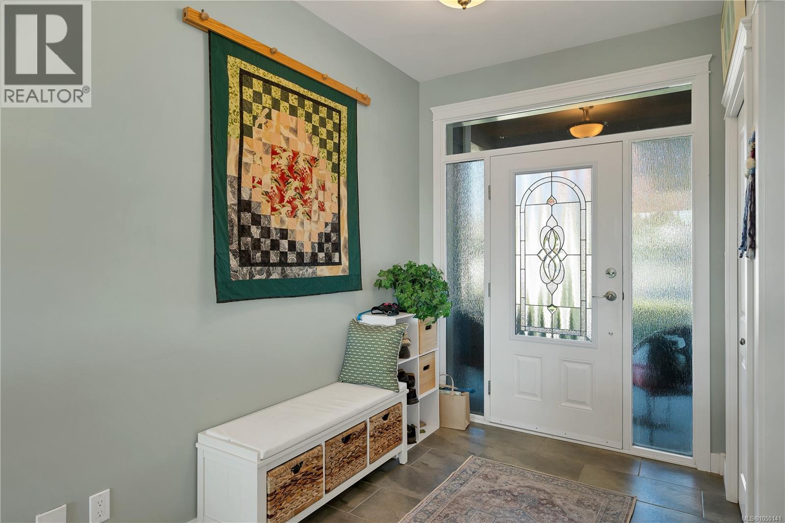 94 Vermont Dr - Image 3