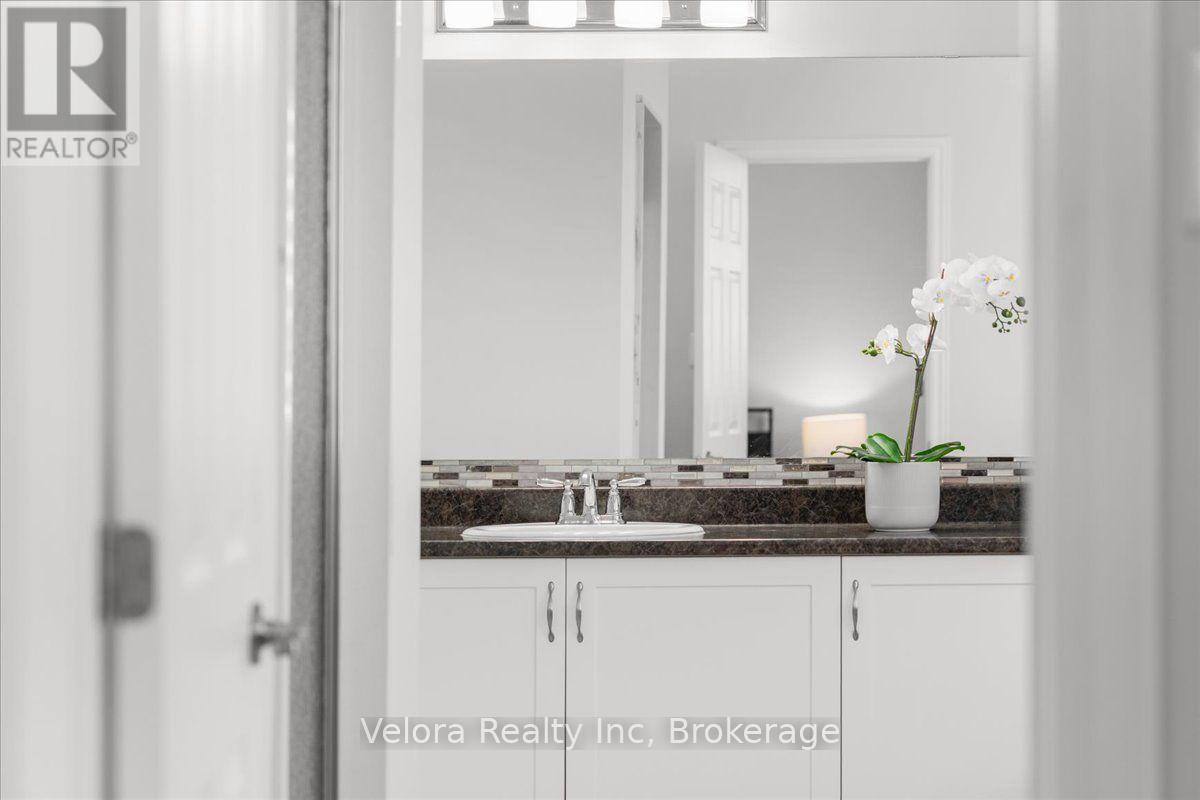 762 ROSEHILL AVENUE photo 33
