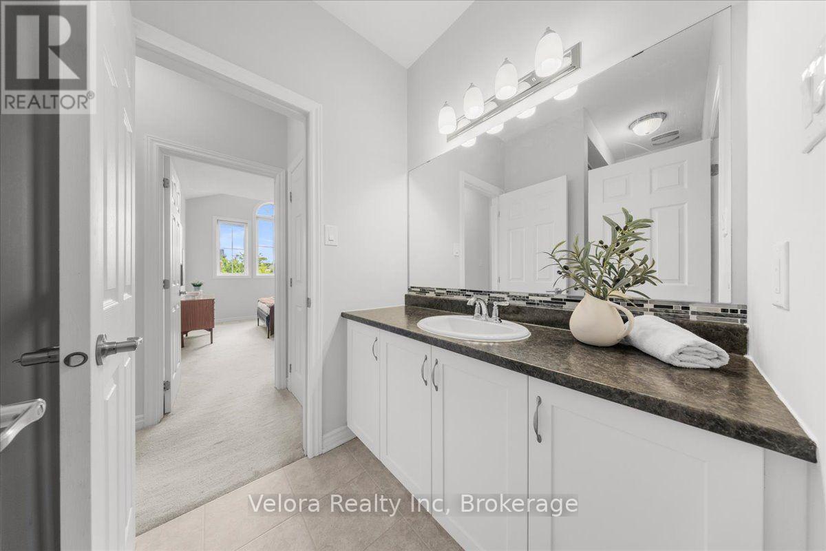 762 ROSEHILL AVENUE photo 40