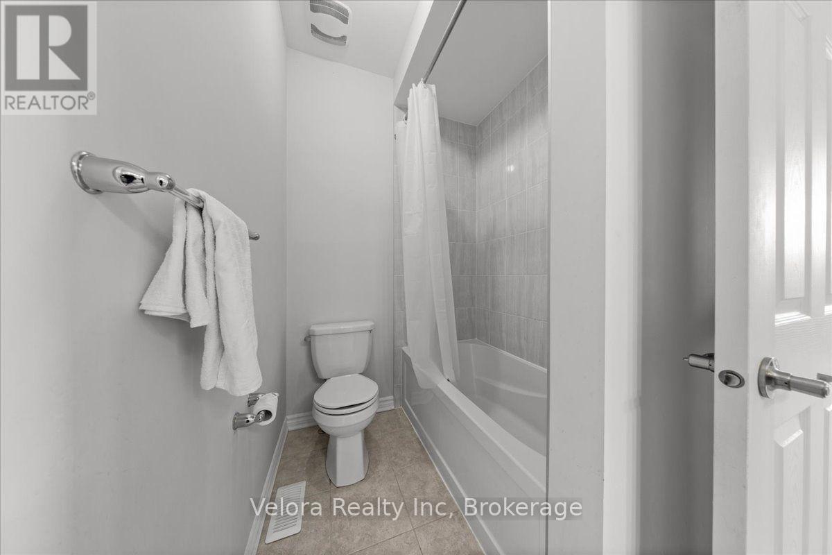 762 ROSEHILL AVENUE - 40