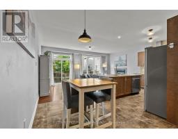 708 Hazelnut Crescent, Ottawa, ON K1T0K1 Photo 12